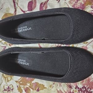 Skechers Black Loafers Comfortable Flats